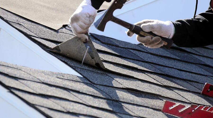 Professional gutter cleaning in Buffalo Prairie, IL